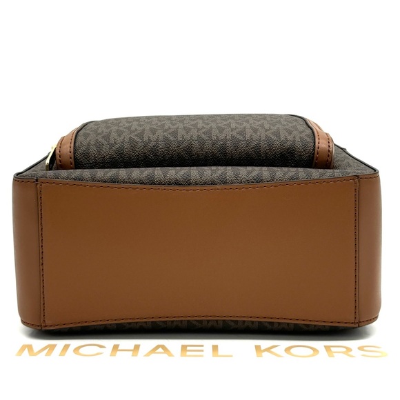 Michael Kors Jaycee Medium Zip Packet Backpack Brown Signature main image 12